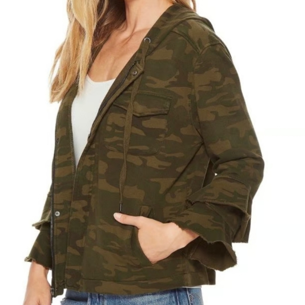 Sanctuary Medium Camo Ruffle Sleeve French Terry Hooded Fall Jacket Cozy Hoodie